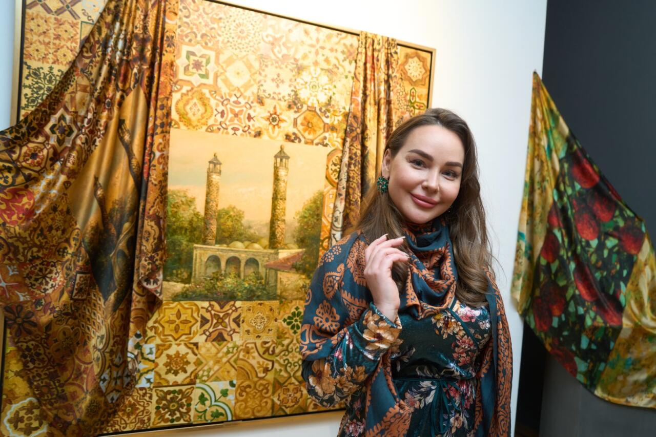 Какая красота! Произведения азербайджанских художников перенесены на шелк