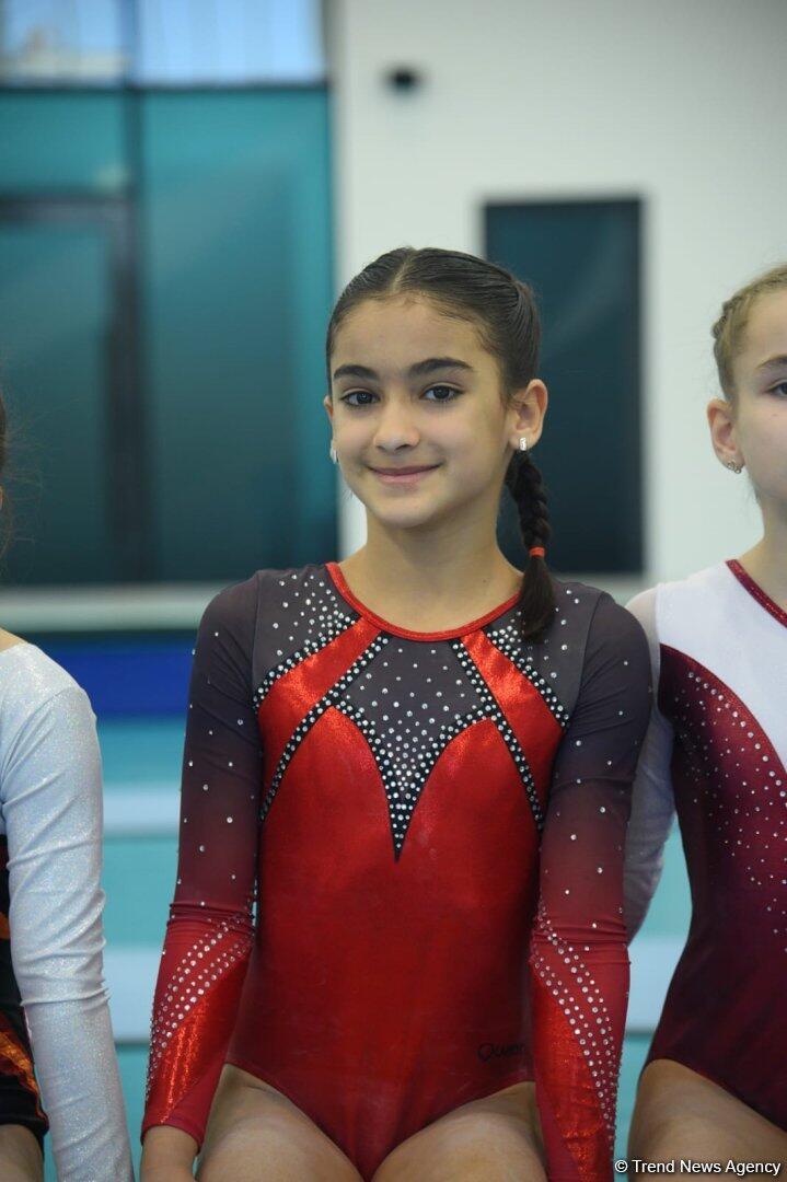 Проходят соревнования чемпионата Азербайджана и первенства Баку по мужской и женской спортивной гимнастике