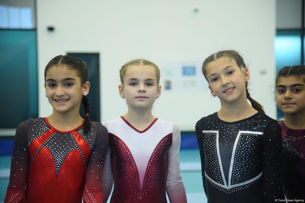 Проходят соревнования чемпионата Азербайджана и первенства Баку по мужской и женской спортивной гимнастике