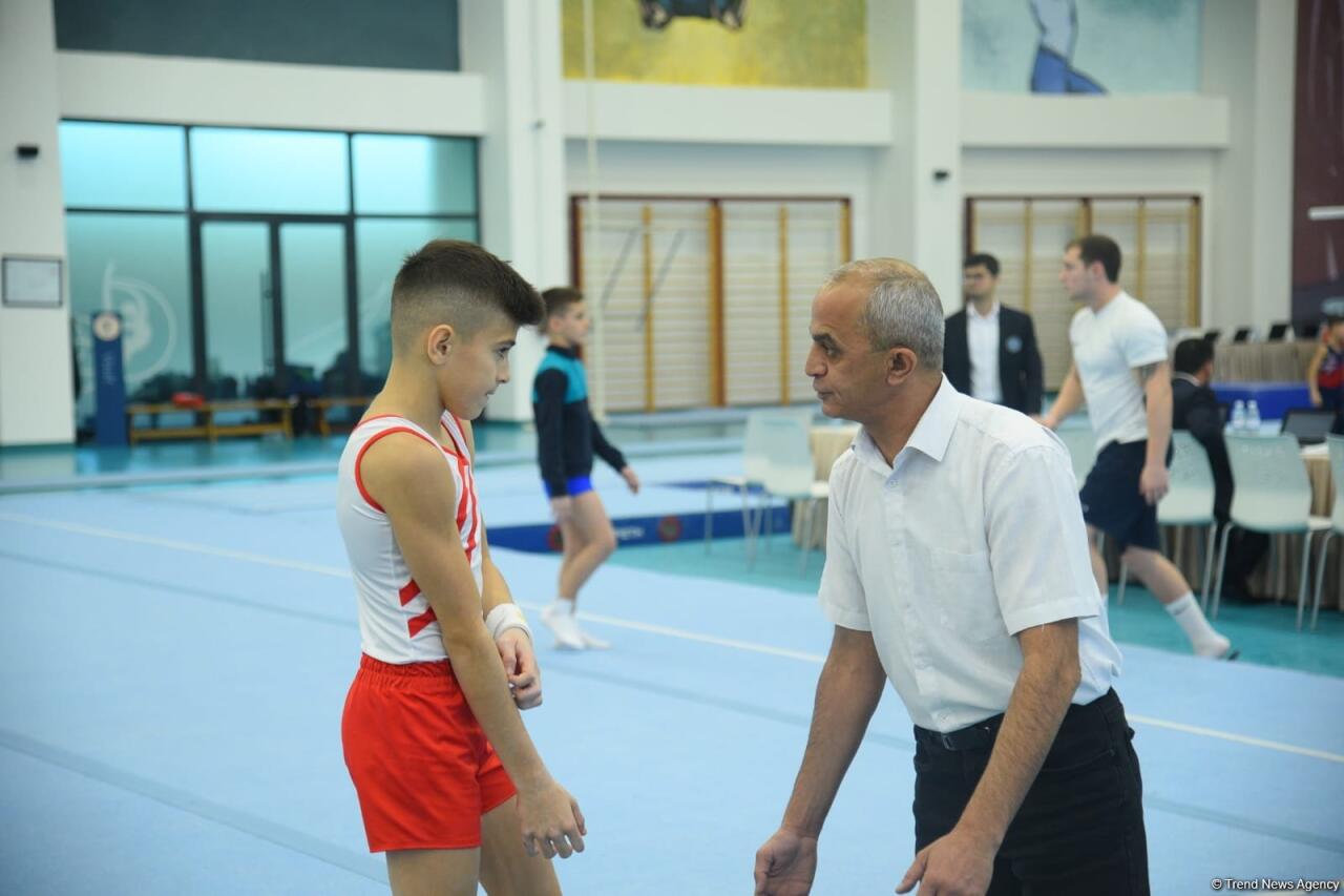 Проходят соревнования чемпионата Азербайджана и первенства Баку по мужской и женской спортивной гимнастике