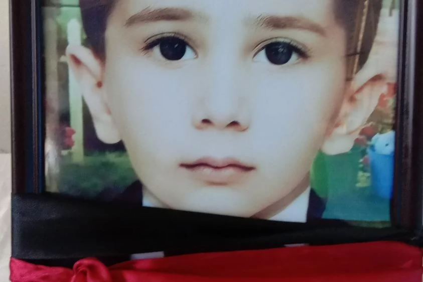 Qızılcadan ölən 10 yaşlı Rinadın