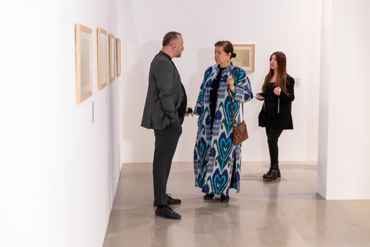 YARAT организовал выставку народного художника Фархада Халилова "Между небом и землей"