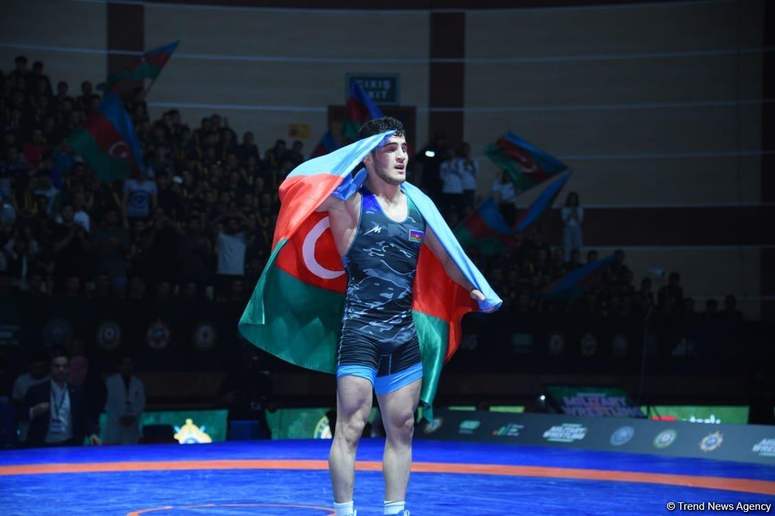Азербайджанские борцы завоевали пять медалей на чемпионате мира