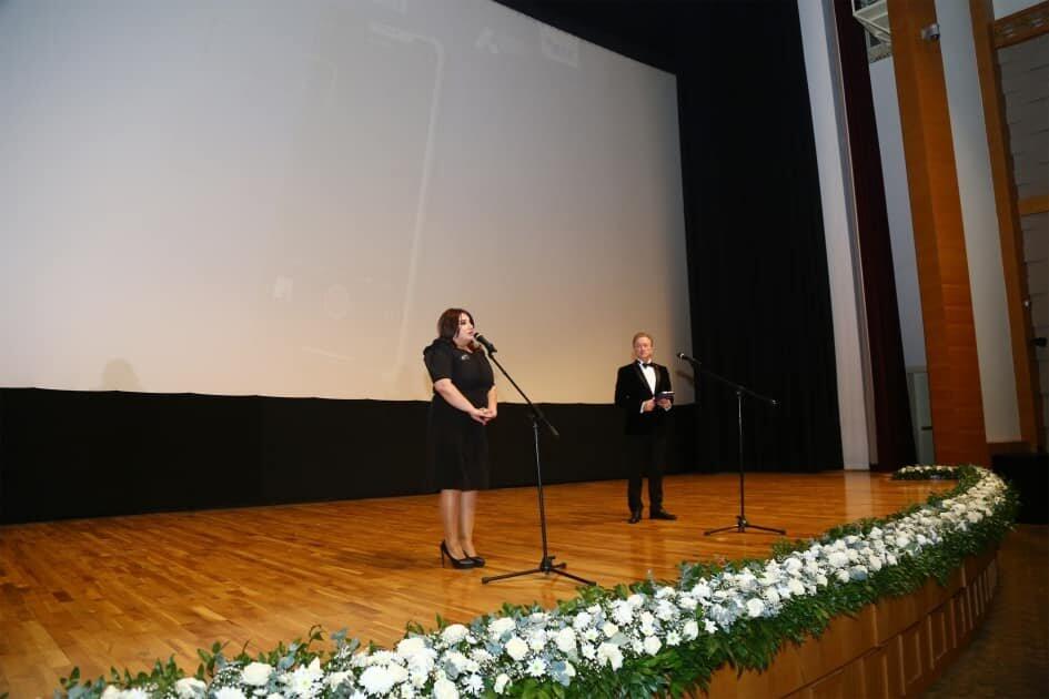 В Баку открылся CINEMO Mobil Film Festival - фестиваль фильмов, снятых на мобильный телефон