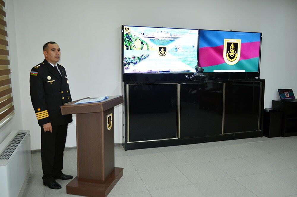 Командующие ВМС Азербайджана и Ирана встретились в Баку