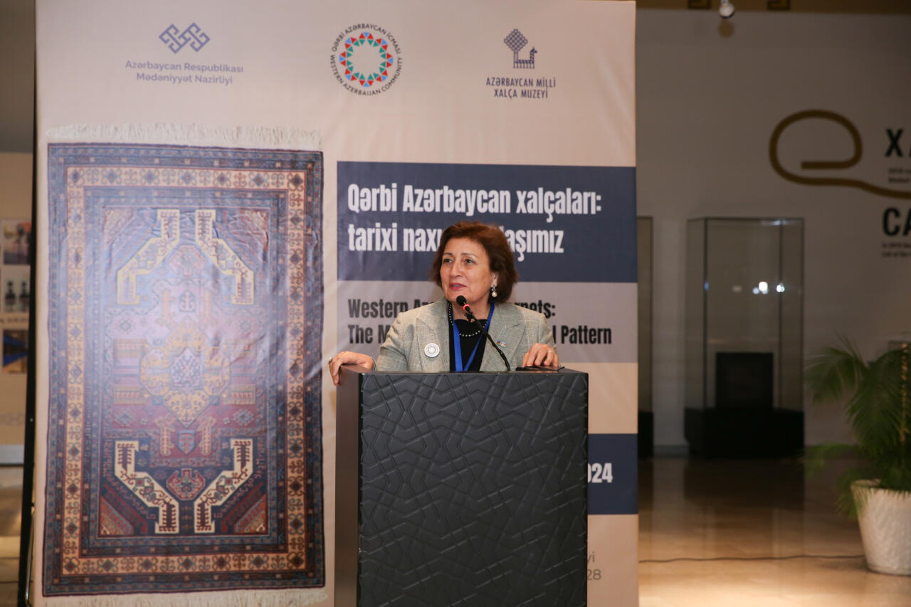 В Баку открылась выставка "Западно-азербайджанские ковры: историческая память наших орнаментов"