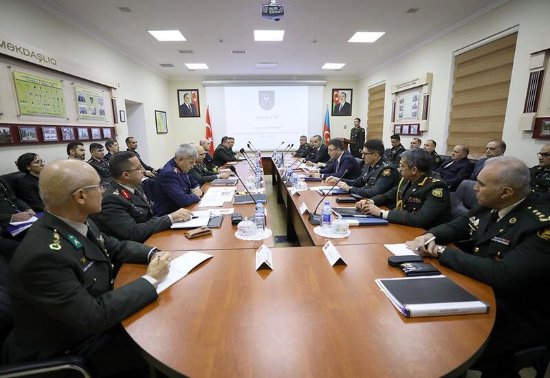 В Баку проходит заседание по азербайджано-турецкому военному диалогу высокого уровня