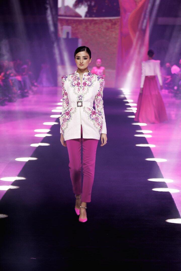 Baku Fashion Week 2023 – от огненного танца и роскошных тканей до национальных мотивов