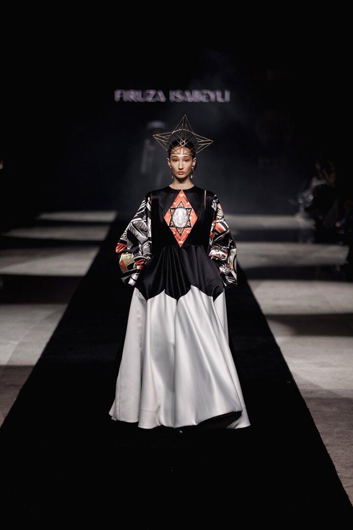 Baku Fashion Week 2023 – от огненного танца и роскошных тканей до национальных мотивов