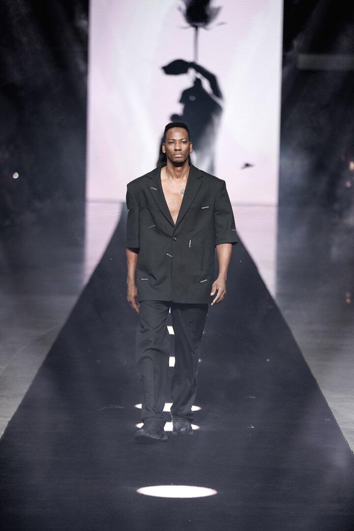Baku Fashion Week 2023 – от огненного танца и роскошных тканей до национальных мотивов