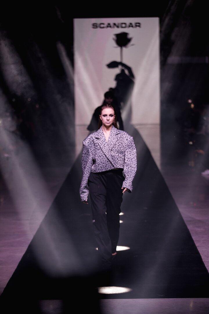 Baku Fashion Week 2023 – от огненного танца и роскошных тканей до национальных мотивов