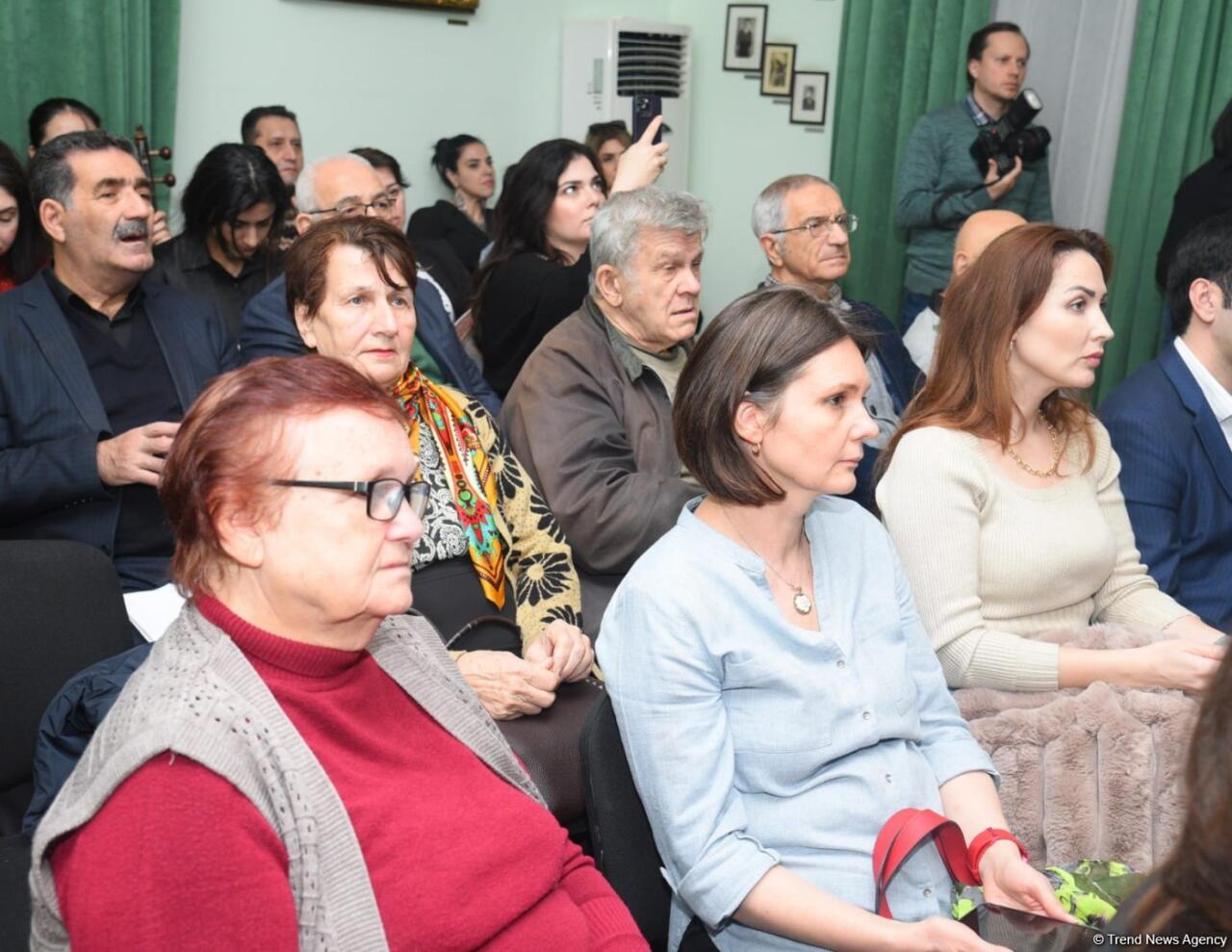 История одной дружбы. В Доме-музее Самеда Вургуна отметили 100-летие Расула Гамзатова
