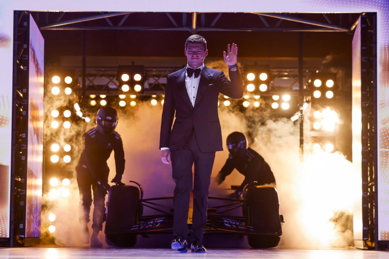 FIA Prize Giving 2023 в Баку запомнилась своей зрелищностью