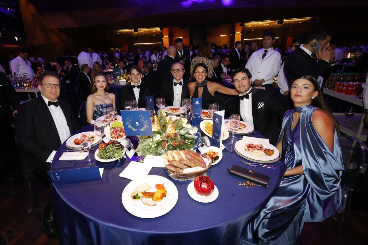 FIA Prize Giving 2023 в Баку запомнилась своей зрелищностью