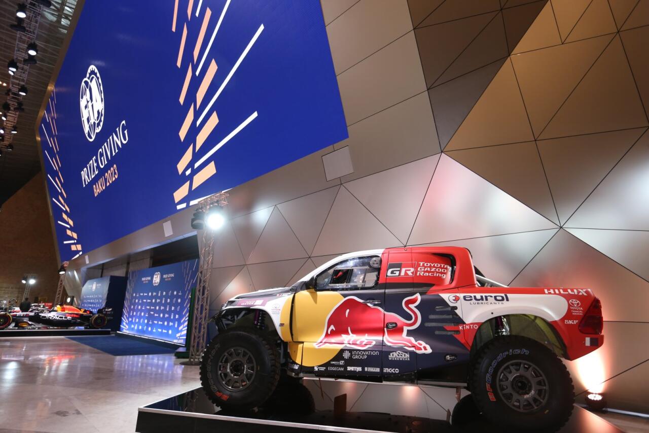 FIA Prize Giving 2023 в Баку запомнилась своей зрелищностью