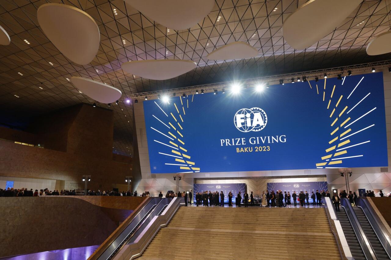 FIA Prize Giving 2023 в Баку запомнилась своей зрелищностью
