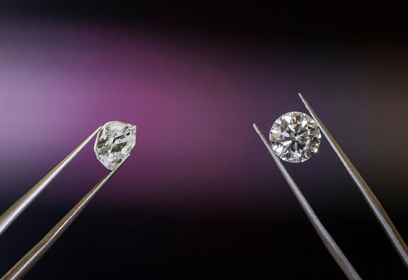 В Индии открыли крупнейшую в мире алмазную биржу