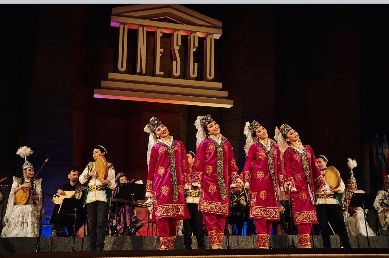 В штаб-квартире ЮНЕСКО в Париже отпраздновали 30-летие ТЮРКСОЙ