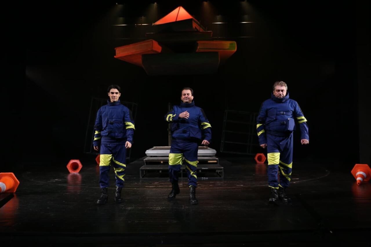 В Баку с успехом прошла премьера спектакля "Антигона"