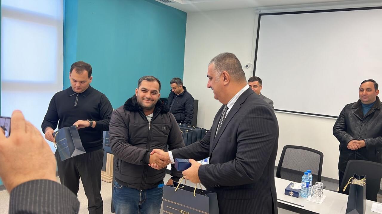 Очередная группа бывших вынужденных переселенцев прибыла в город Физули