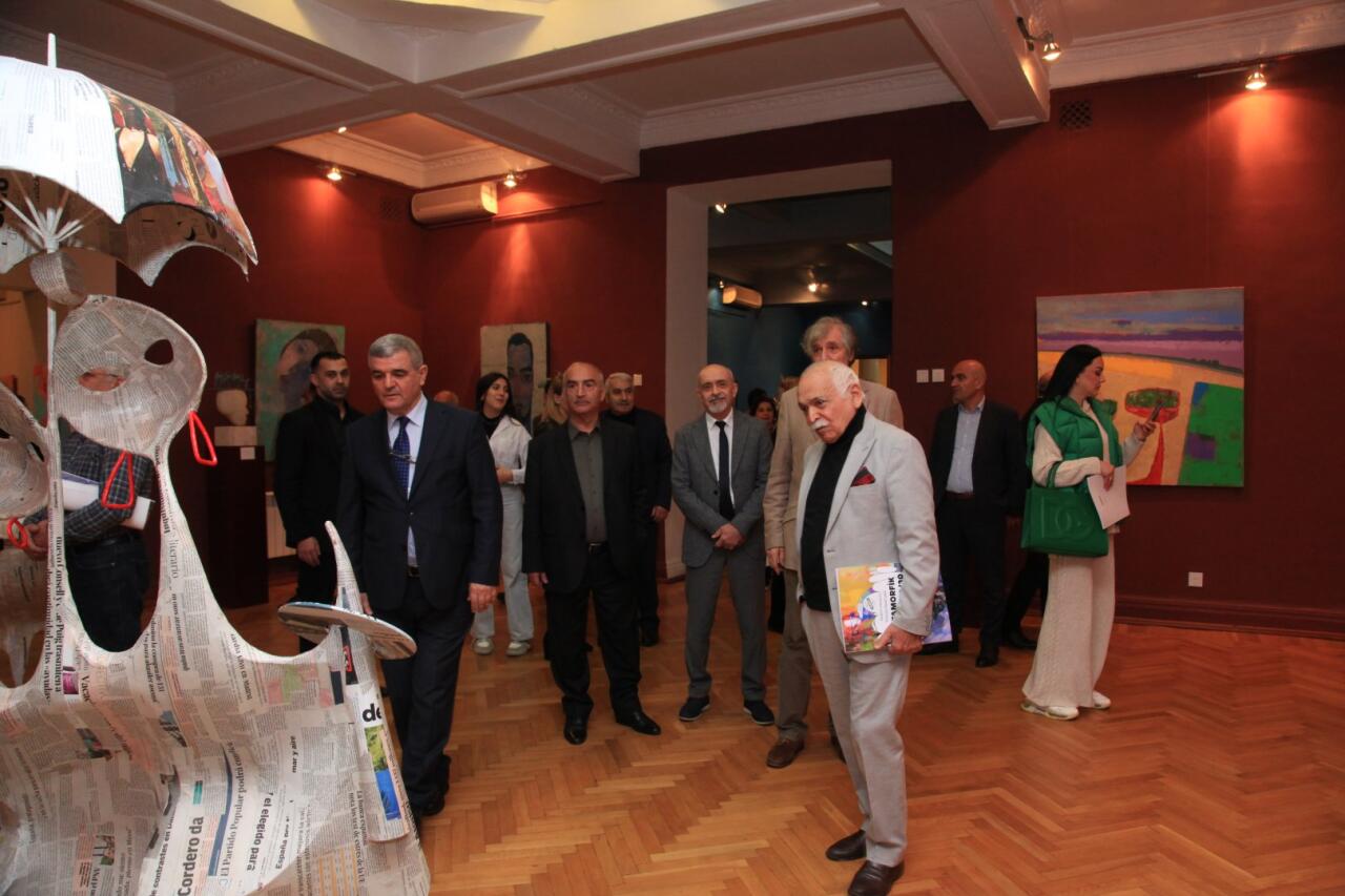 Путешествие в мир разных эпох! Метаморфические узы отца и сына - Ибрагима Гасанова и Рухуллы Гасанзаде