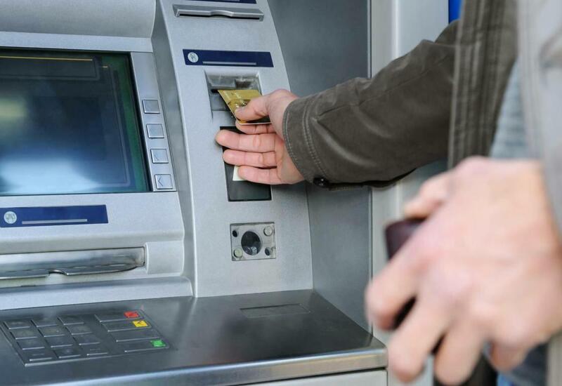 В каких случаях могут прекратить выплату пенсии по инвалидности?