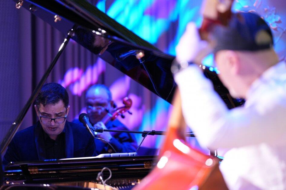 Heydər Əliyev Fondunun vitse-prezidenti Leyla Əliyevanın təşəbbüsü ilə “Ürəkdən-ürəyə” adlı konserti keçirilib