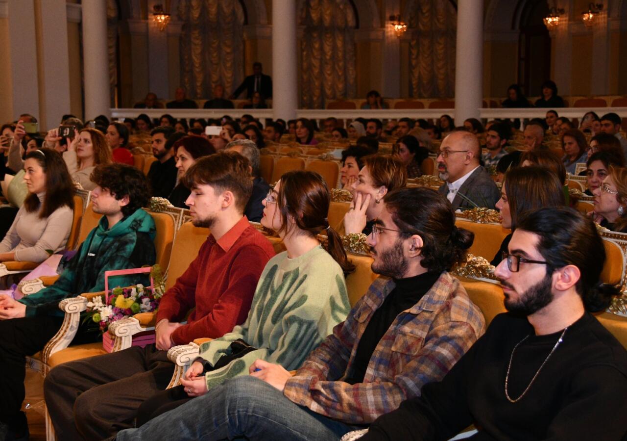 "Новые имена" покоряют азербайджанский музыкальный Олимп