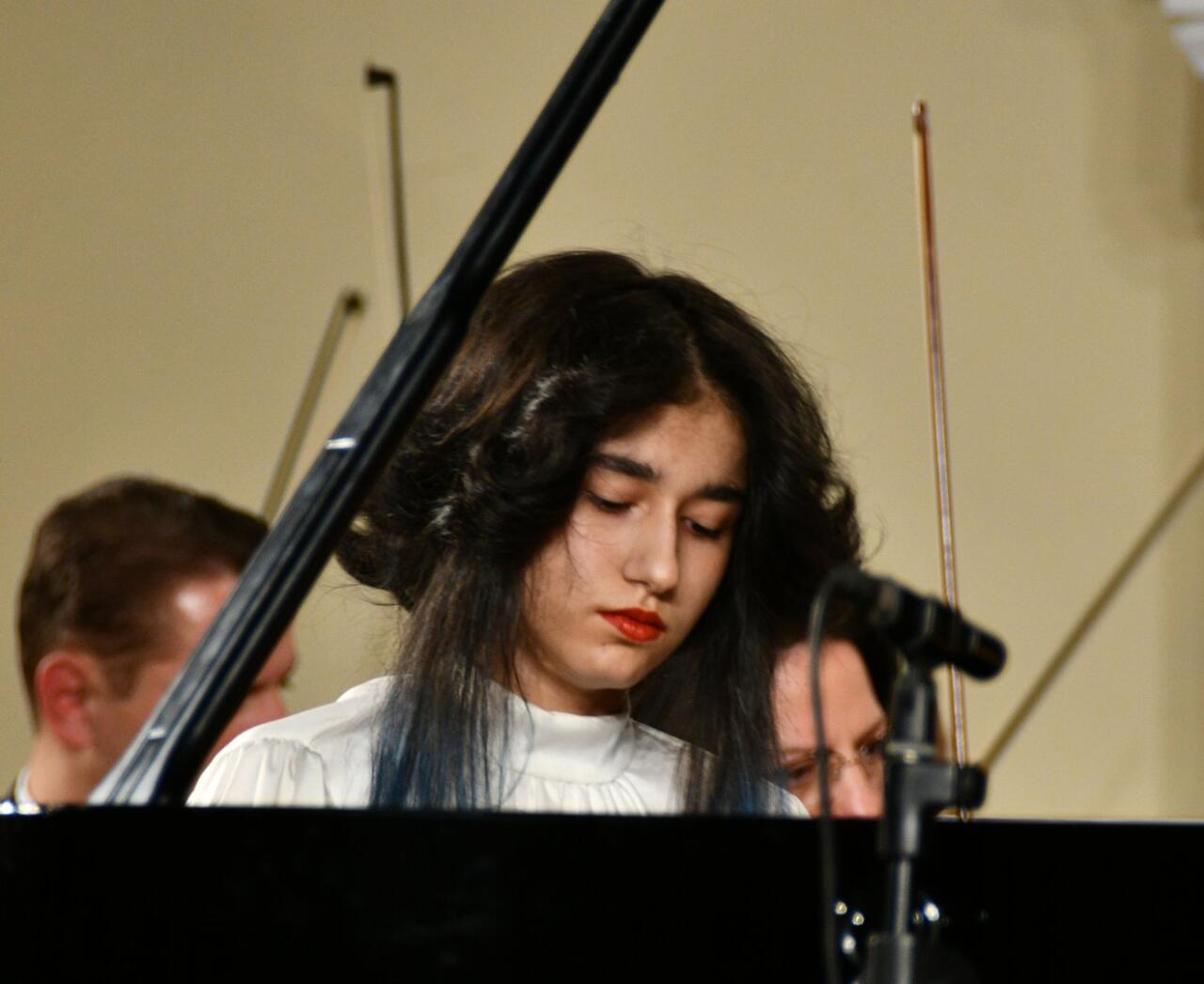 "Новые имена" покоряют азербайджанский музыкальный Олимп