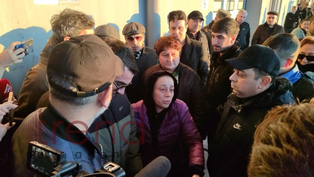 Самолет с телом Айгюн Бейляр приземлился в Баку