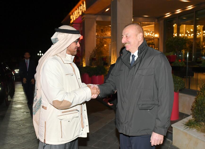 Prezident İlham Əliyevin adından Birləşmiş Ərəb Əmirliklərinin Prezidenti Şeyx Məhəmməd bin Zayed Əl Nəhyanın şərəfinə rəsmi ziyafət verilib