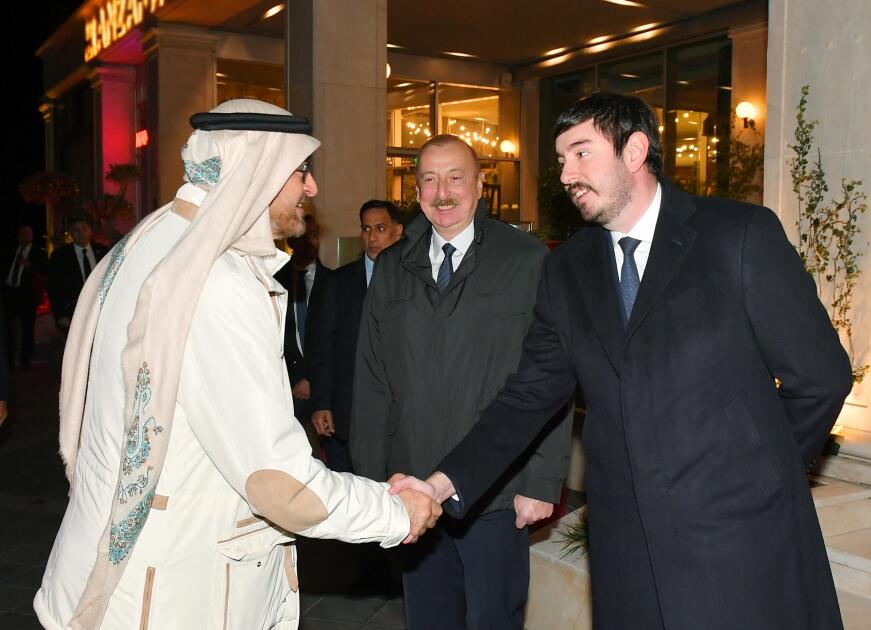 Prezident İlham Əliyevin adından Birləşmiş Ərəb Əmirliklərinin Prezidenti Şeyx Məhəmməd bin Zayed Əl Nəhyanın şərəfinə rəsmi ziyafət verilib