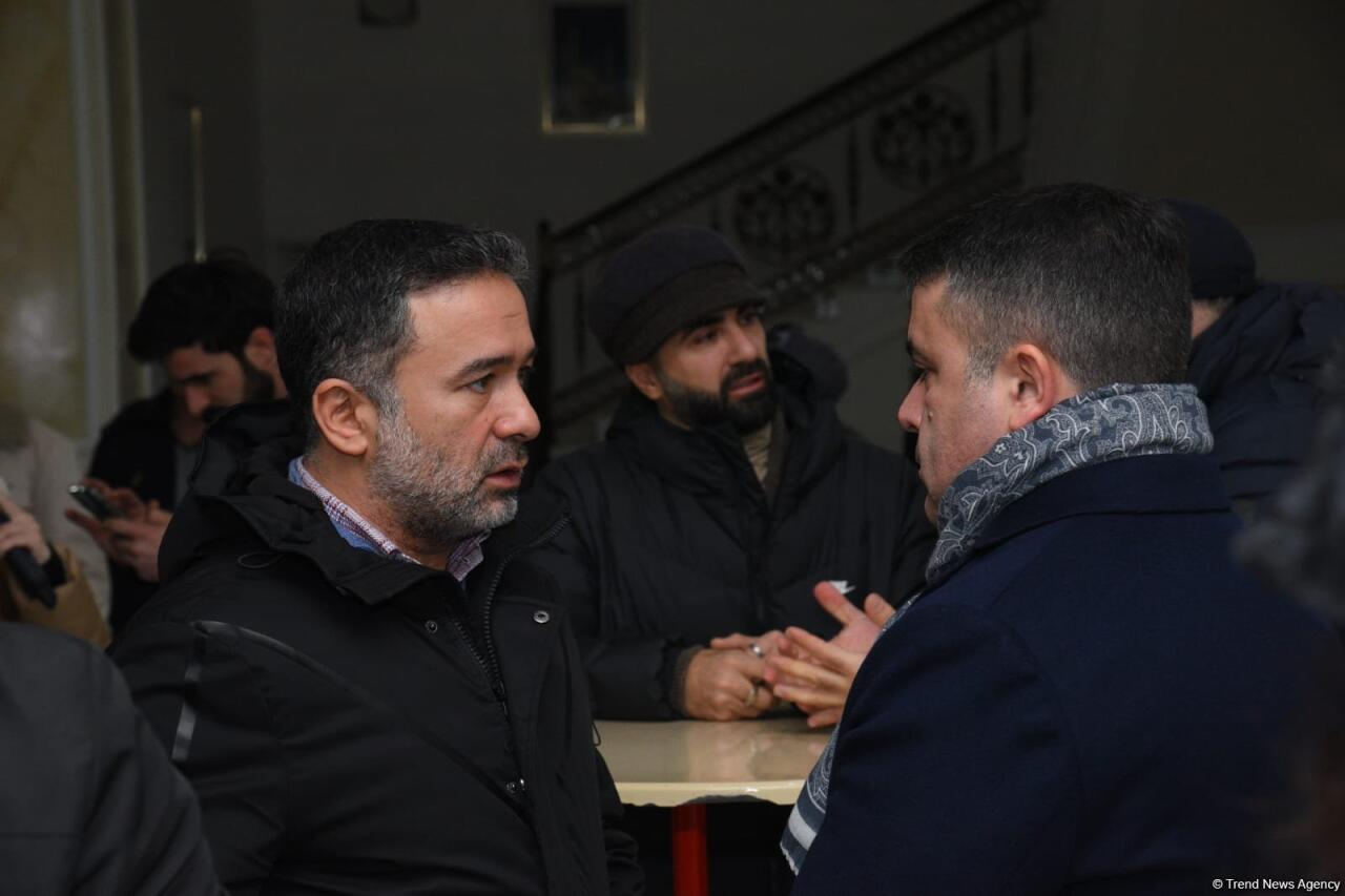 Айгюн Бейляр аплодисментами проводили в последний путь