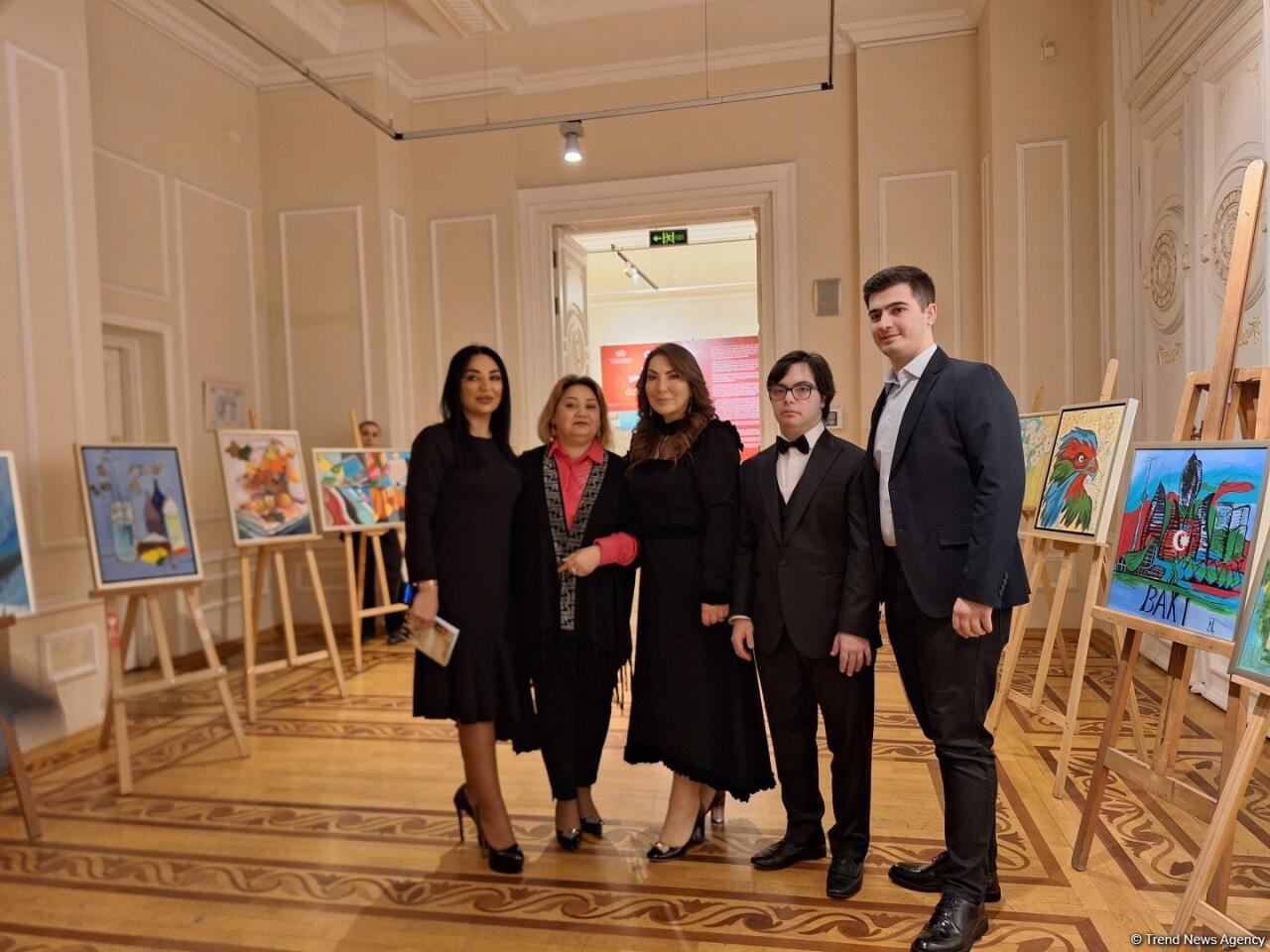 Удивительный исполнитель на таре Бахрам Рагимли! Музыка и краски Азербайджана