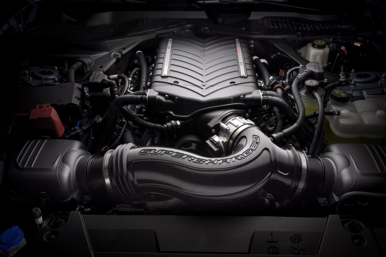 Ford выпустил 800-сильный Mustang GT с компрессором