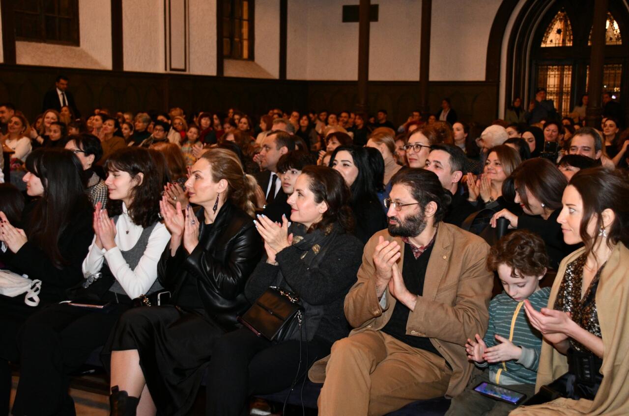 В Баку наступил музыкальный старый Новый год