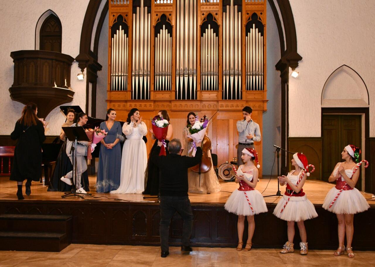 В Баку наступил музыкальный старый Новый год