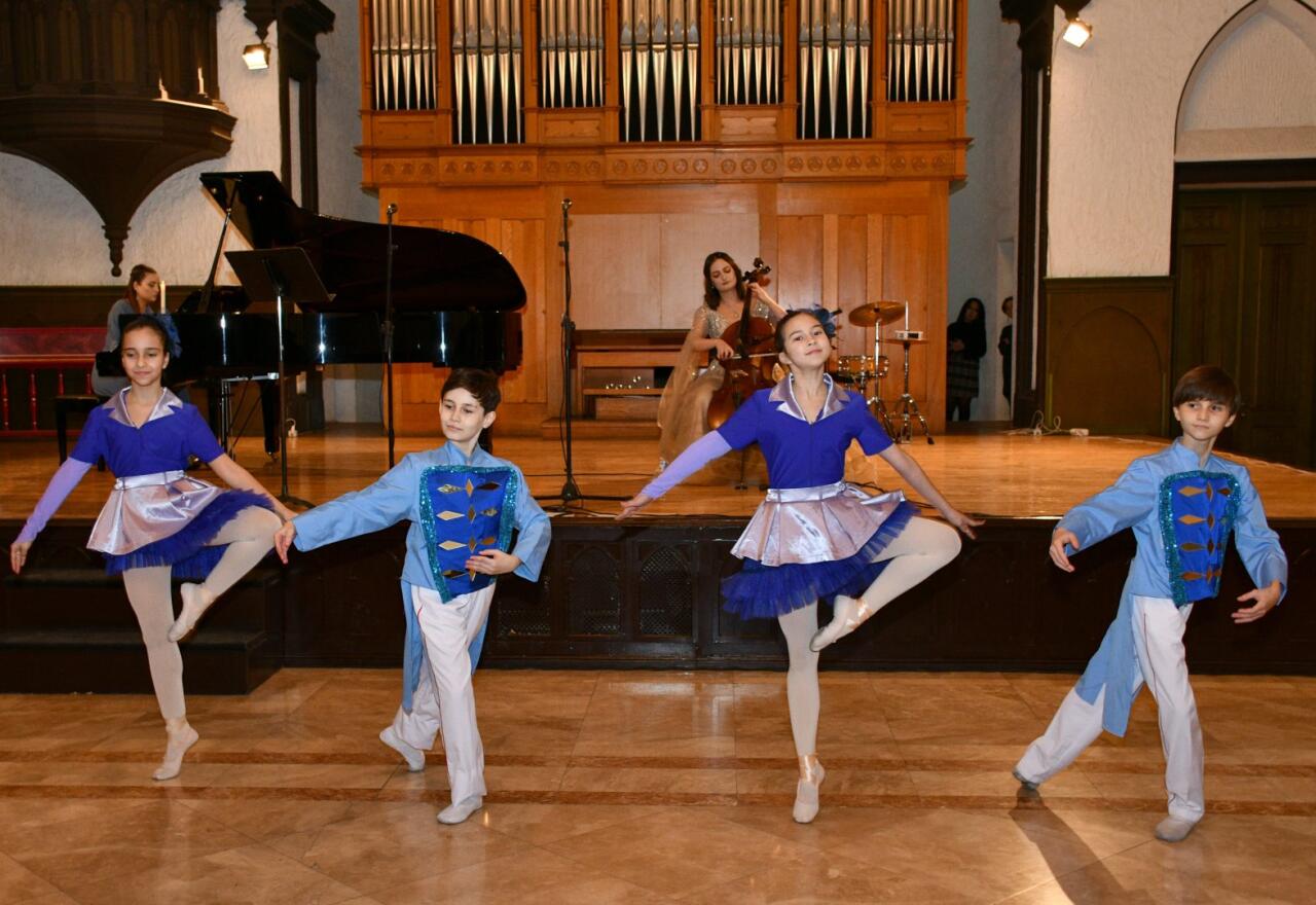 В Баку наступил музыкальный старый Новый год