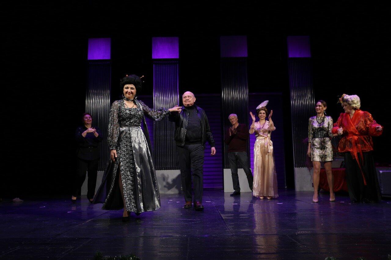 В Русской драме состоялась премьера спектакля "Три красавицы"