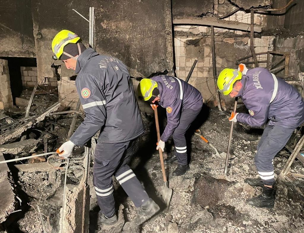 Bakıda partlayış olan ərazidə axtarış-xilasetmə işləri davam etdirilir