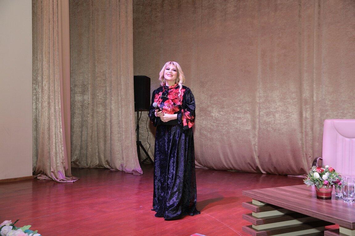 В рамках проекта "Qonağımız var" состоялась встреча с Метанет Искендерли