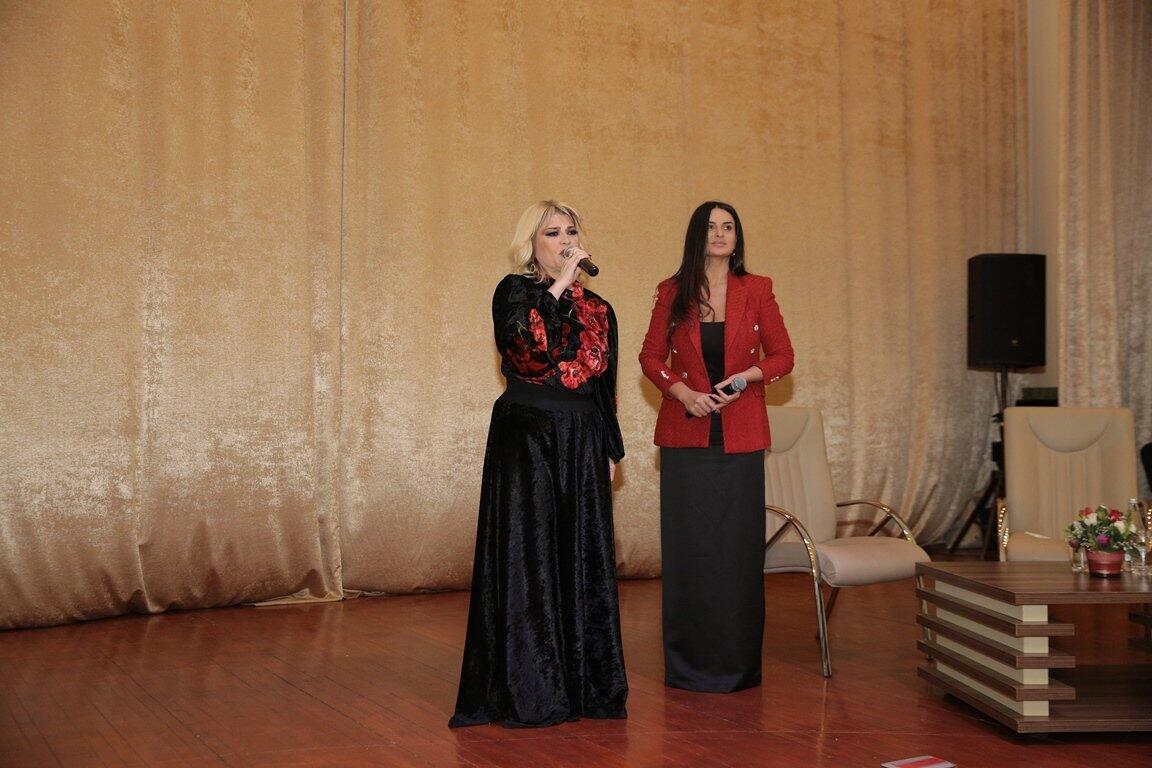 В рамках проекта "Qonağımız var" состоялась встреча с Метанет Искендерли