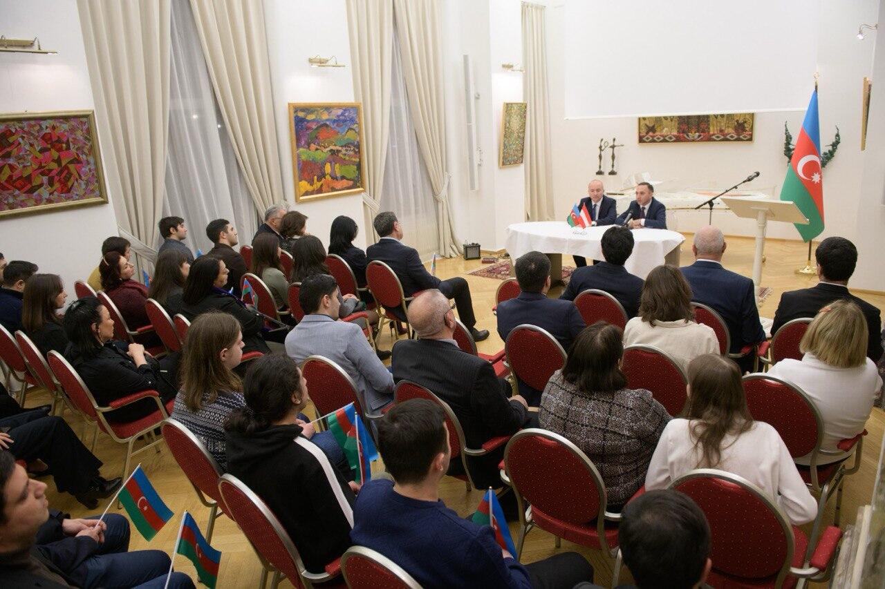 Vyana şəhərində “BİZ – Zəfər yoluna davam” təşəbbüs qrupunun toplantısı keçirilib