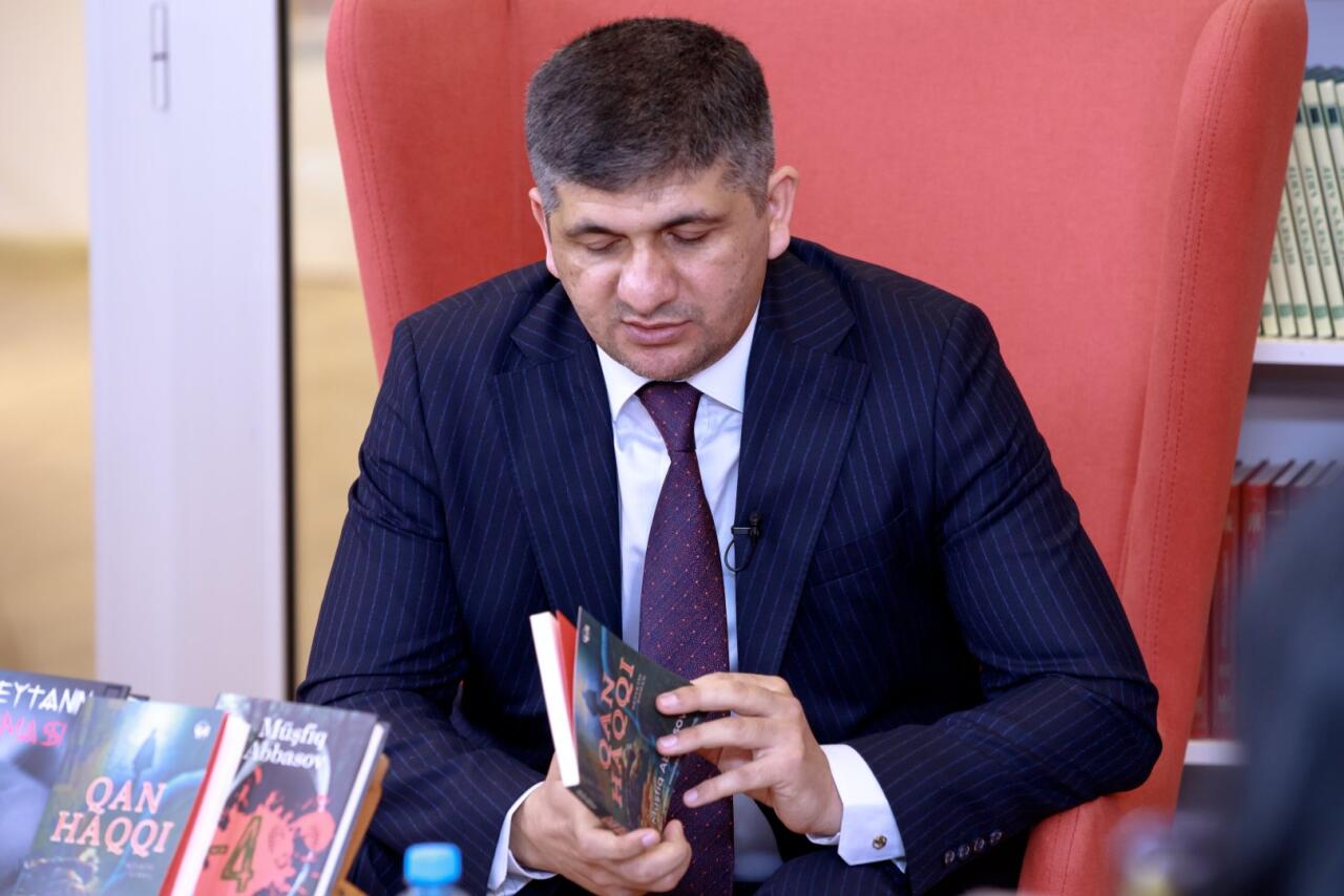 Мушфиг Аббасов о детективном жанре в азербайджанской литературе