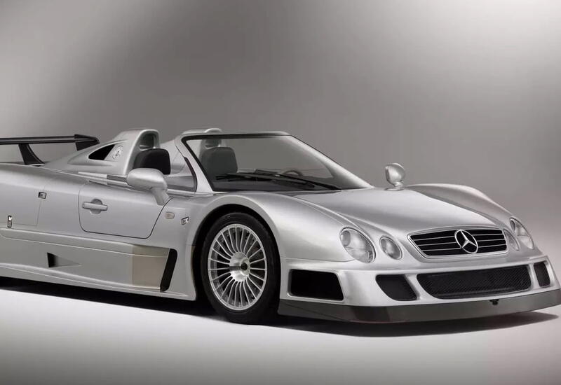 Редчайший Mercedes-Benz CLK GTR Roadster пустили с молотка