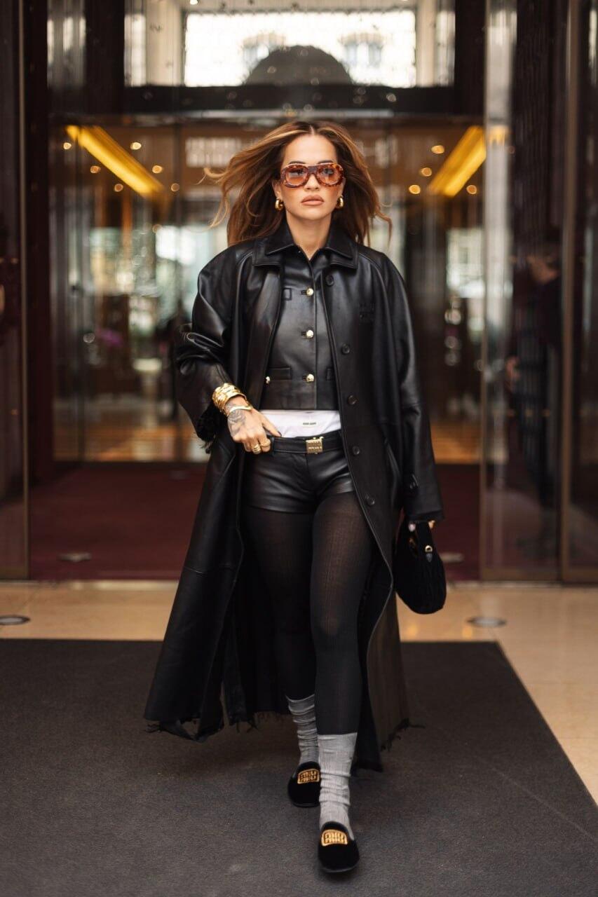 Новые образы певицы Риты Оры на Парижской неделе моды