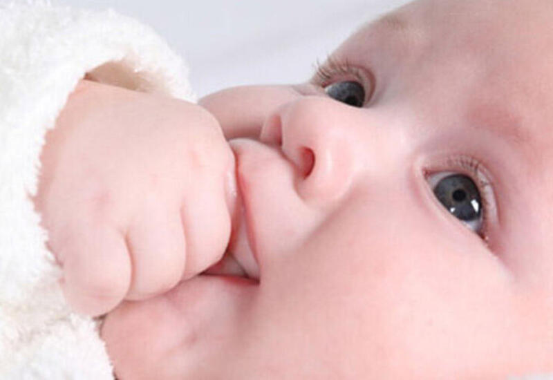 Azərbaycanda qeyi-adi hadisə - Yeni doğulmuş körpə hər kəsi təəccübləndirdi