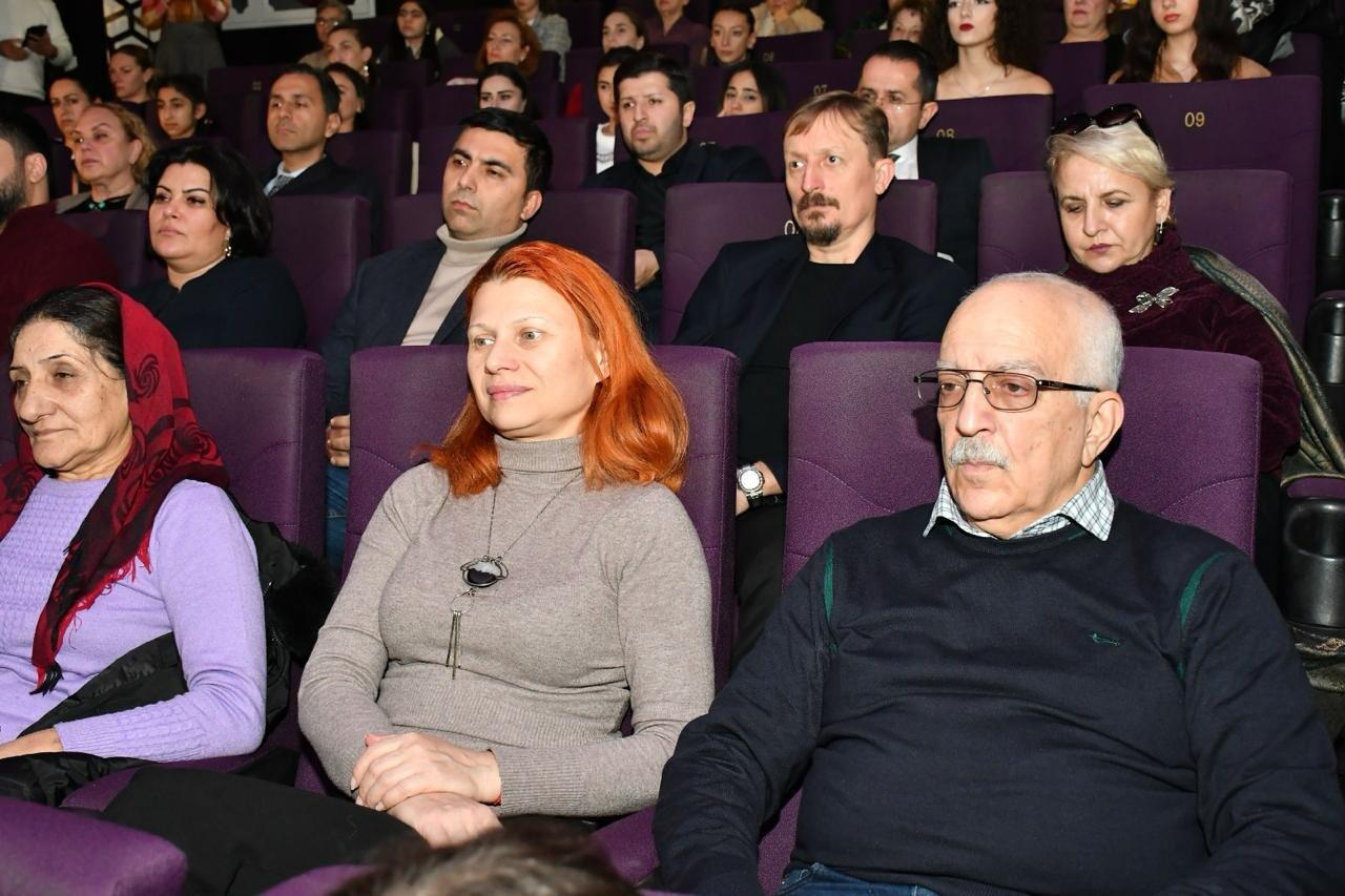 В Баку представлен документальный фильм о Лейле Векиловой