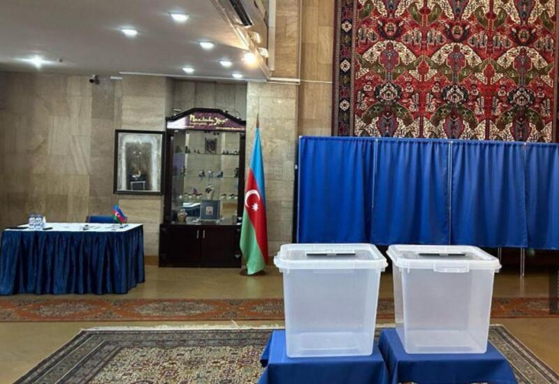 Azərbaycanın Rusiyadakı səfirliyindəki seçki məntəqəsində səsvermə keçirilir