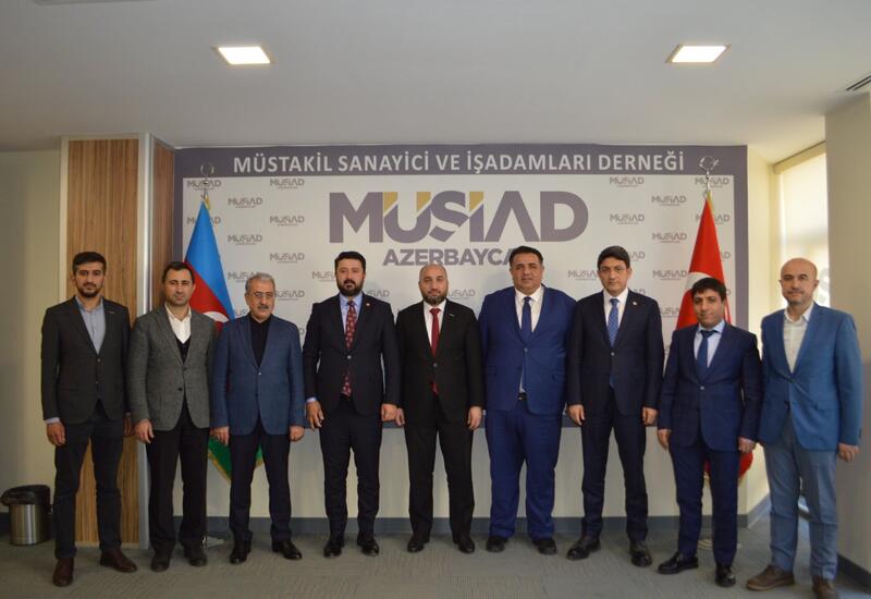 Турецкие депутаты посетили офис "MÜSİAD Азербайджан"